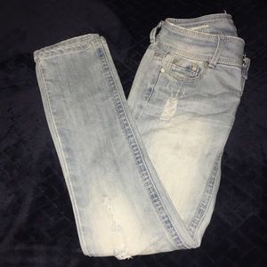 Younique Light Wash Jeans